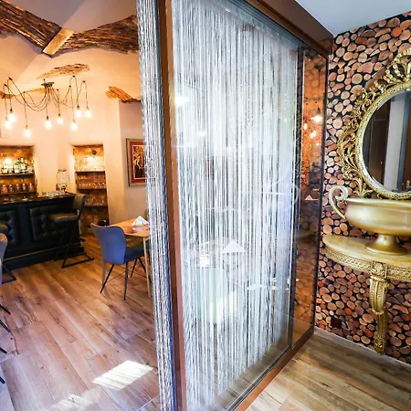 Boutique Ambiente ****+ Hotel