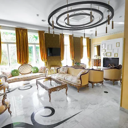 Boutique Ambiente ****+ 4* Karlsbad