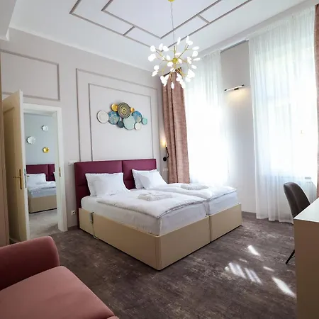 Boutique Ambiente ****+ 4* Karlsbad