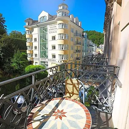 Hotel Boutique Ambiente ****+ 4*