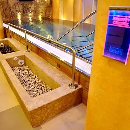 Hotel Boutique Ambiente ****+ 4*