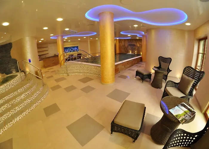 Boutique Ambiente ****+ 4*