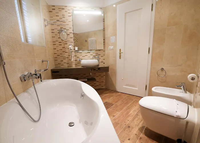 Otel Boutique Ambiente ****+ 4*