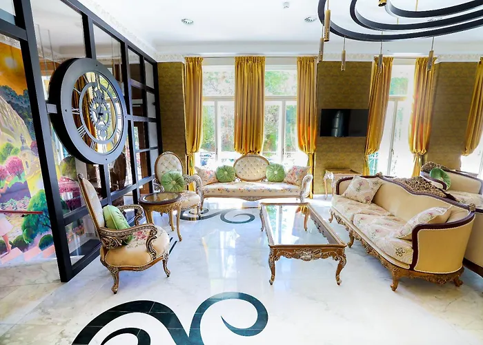 Boutique Ambiente ****+ Otel 4*